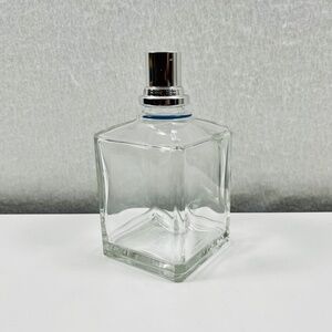 Lampe Berger Fragrance Oil Diffuser Lamp Clear Silver 3x3 in cube no wick